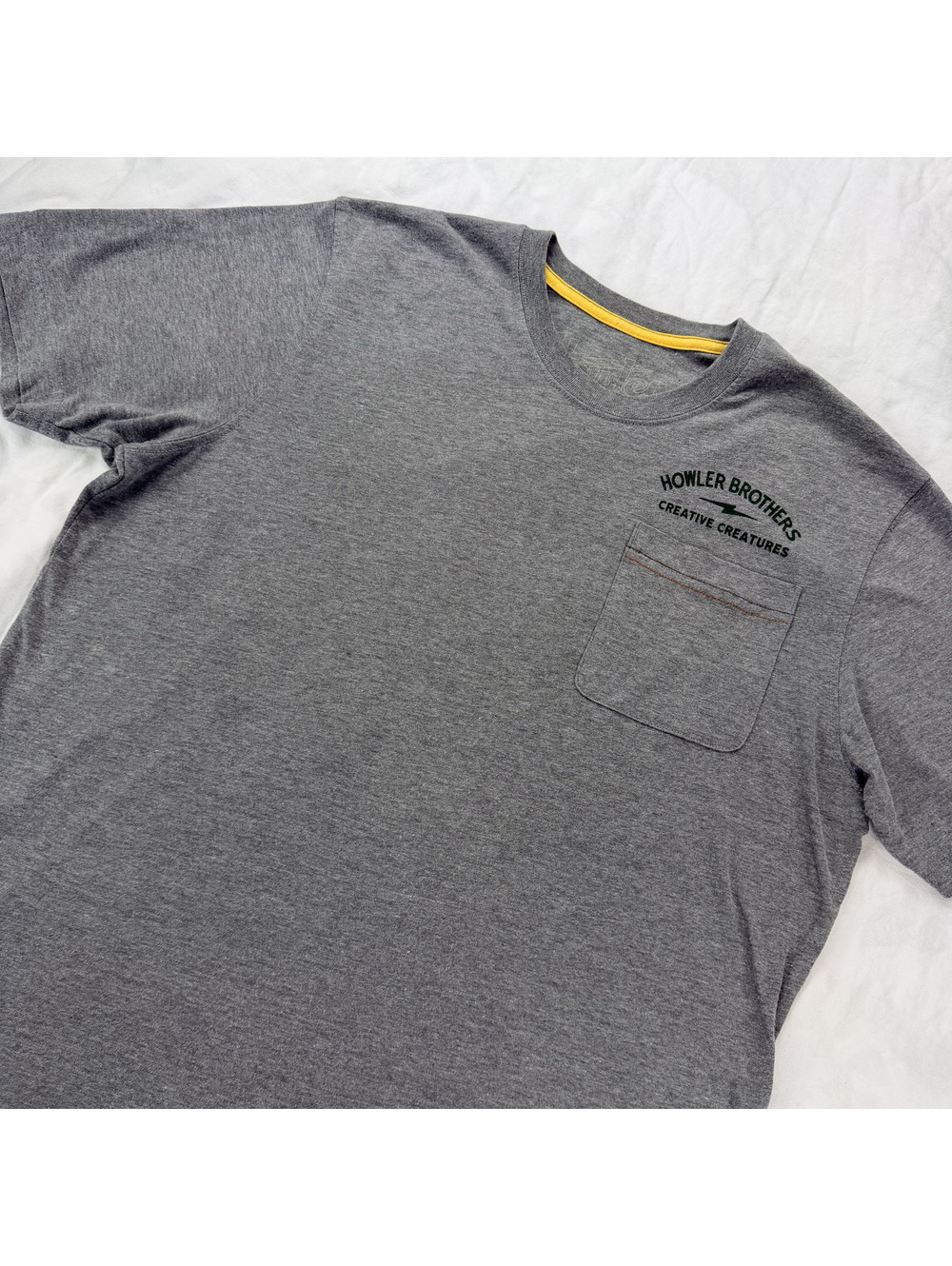 Howler Brothers Creative Creatures Trout Fish Pocket Tee Men's M Gray Fishing
